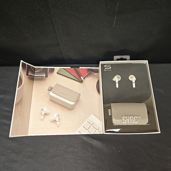 Soul Sync Pro Superior True Wireless Bluetooth Earbuds Dual Microphones & Case - Picture 2 of 6